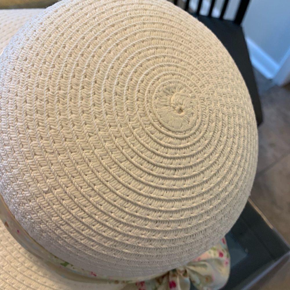 Chic Hat - Picture 6 of 7